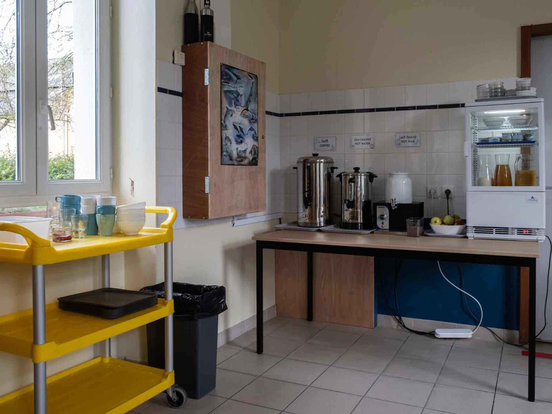 Auberge De Jeunesse Hi Genets Bagian luar foto